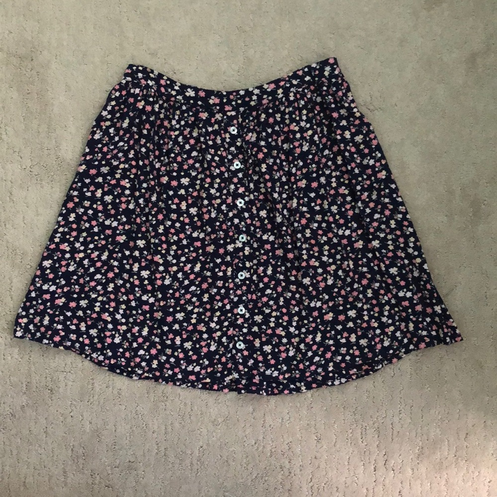 Hollister Girl’s Flowered Skirt